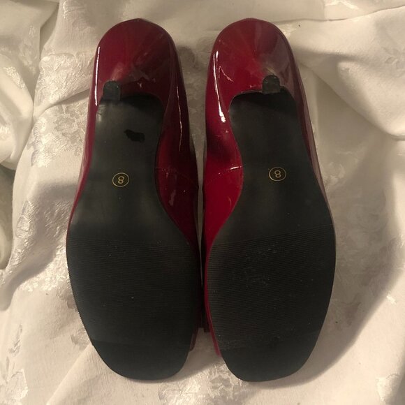 Red Patent - Picture 13 of 16